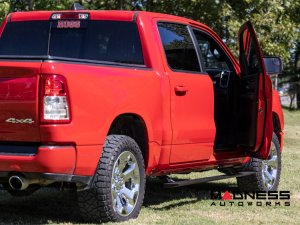 Dodge Ram Side Steps - Power Running Boards - Lighted - Crew Cab - Rough Country Dodge Ram Side Steps - Power Running Boards - Lighted - Crew Cab - Rough Country